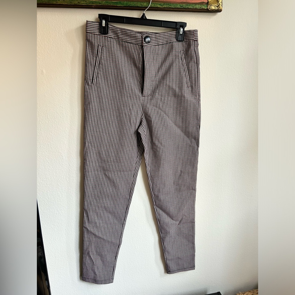 Stretchy pants